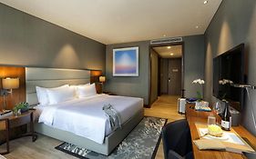 Makati Diamond Residencias